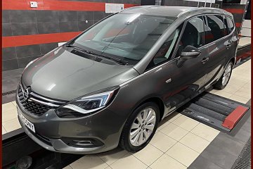 1.4 T Benzyna 7 -Mio Osobowa Nawigacja Kamera Cofania