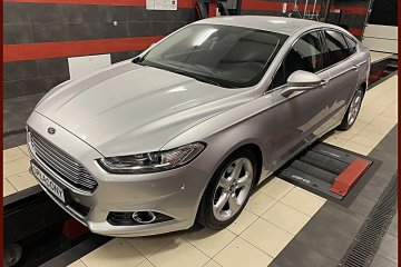 Ledy Bi-Xenon Nawigacja Czujniki Parkowania