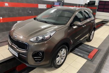 IV -1.6 Benzyna Nawigacja Kamera Cofania