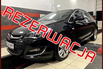 Sedan  Ledy Bi-Xenon Podg.Fotele/Kierownica Lift