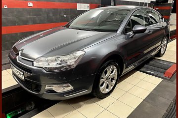 2.0 Benzyna Bi-Xenon El.Fotele